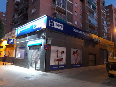 Dirección, horario, teléfono y opiniones de Isaval en Granada