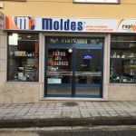 Dirección, horario, teléfono y opiniones de Moldes Pinturas S.L.U. en Lugo