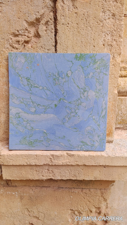 Dirección, horario, teléfono y opiniones de Olimpia Carrera Pintura y Decoracion en Pozuelo de Alarcón