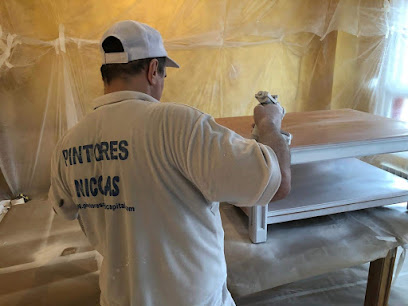 Dirección, horario, teléfono y opiniones de Pintores Nicolás Madrid en Pozuelo de Alarcón