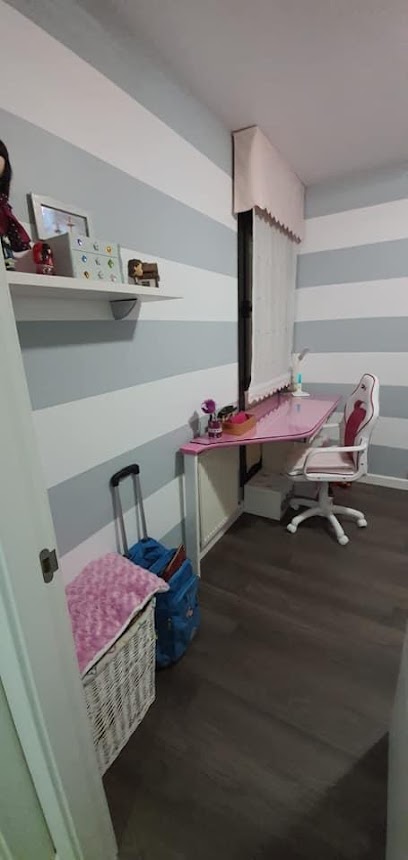 Dirección, horario, teléfono y opiniones de Pinturas Chicha en Gijón