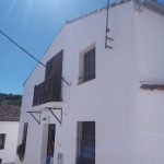 Dirección, horario, teléfono y opiniones de Pinturas Reyes Aplicaciones de Pintura en Huelva
