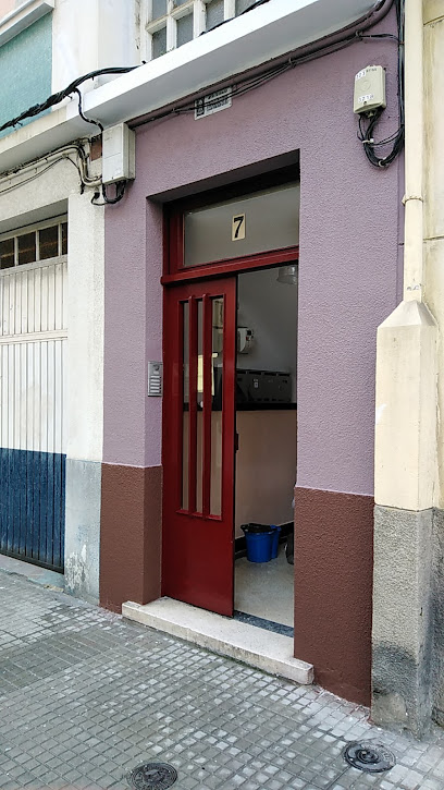 Dirección, horario, teléfono y opiniones de Pinturas y Decoración Jogarco en A Coruña