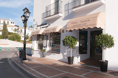 Dirección, horario, teléfono y opiniones de Bricopinturas Multiservicios Mijas en Mijas