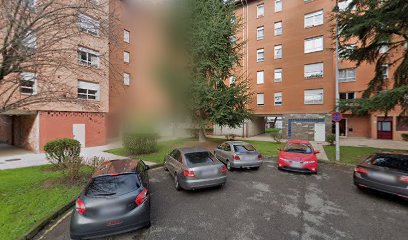 Dirección, horario, teléfono y opiniones de Pinturas La Corredoria en Oviedo